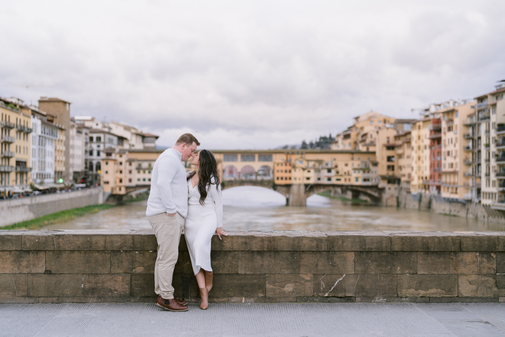 Alina Indi is a wedding and engagement photographer in Florence