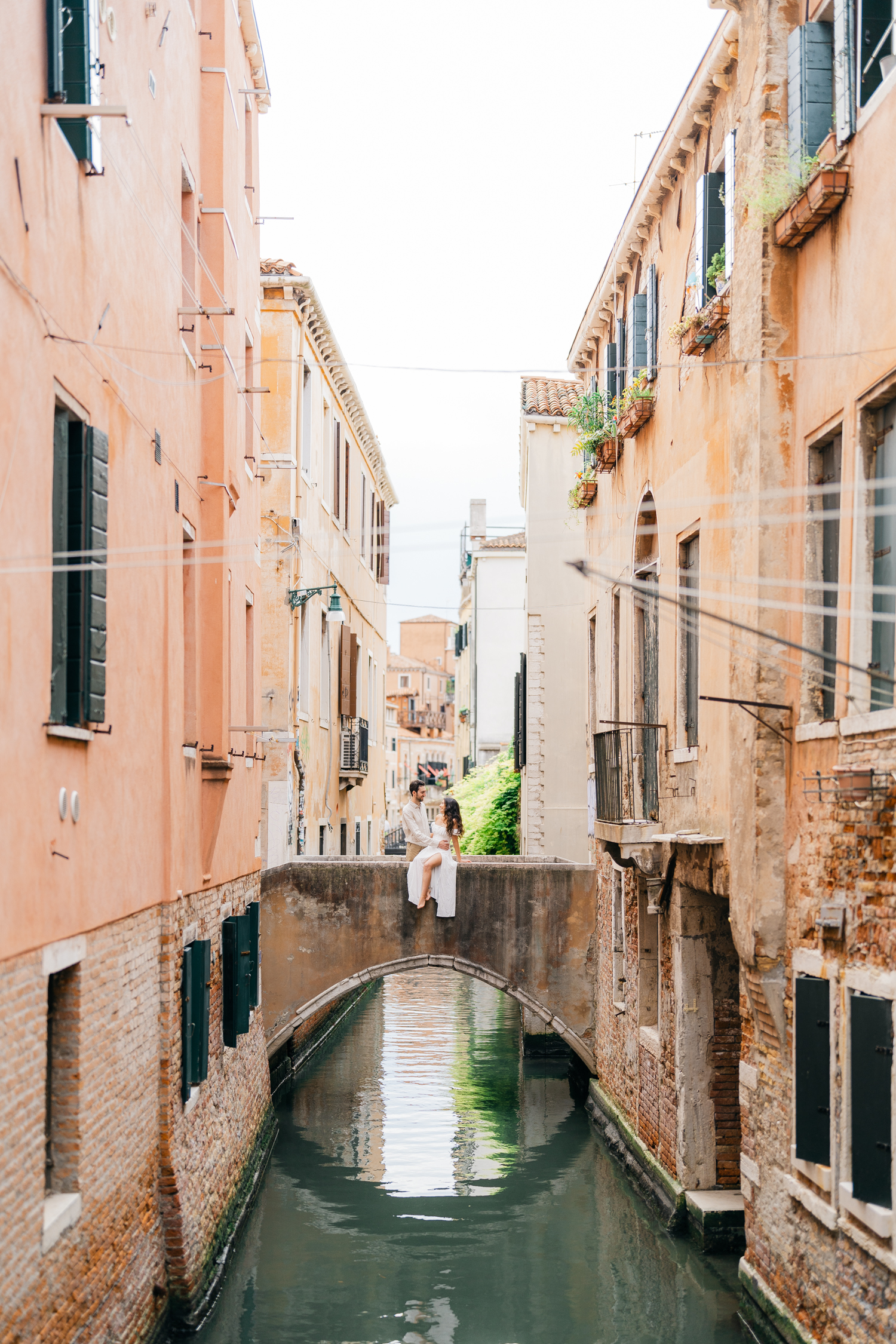 top Venice photographer for a couples photoshoot