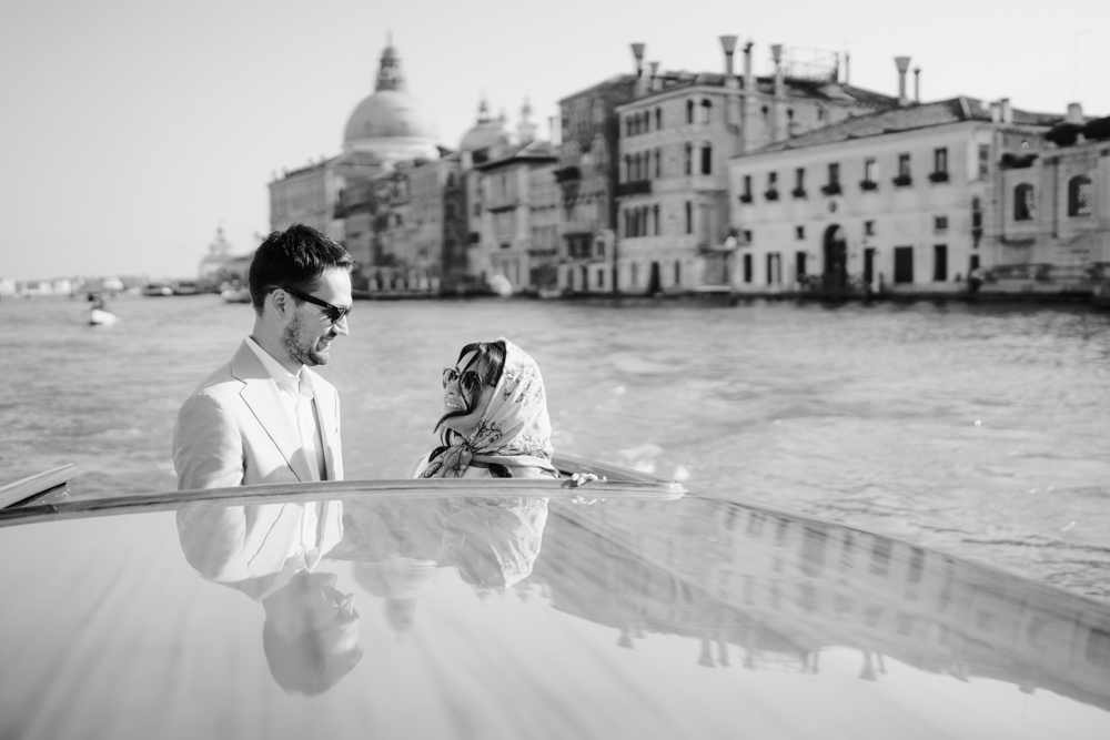 Capture your dream wedding in Venice with Alina Indi, the best photographer dedicated to immortalizing your love story. Let's create unforgettable memories together!